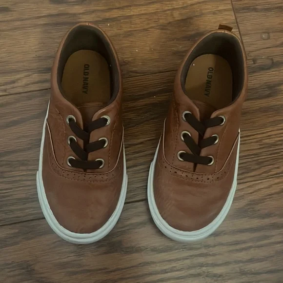 Old Navy shoes - Picture 4 of 15